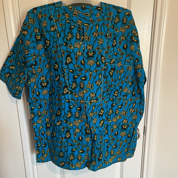 Mens V neck printed shirt - Picture 1 of 2